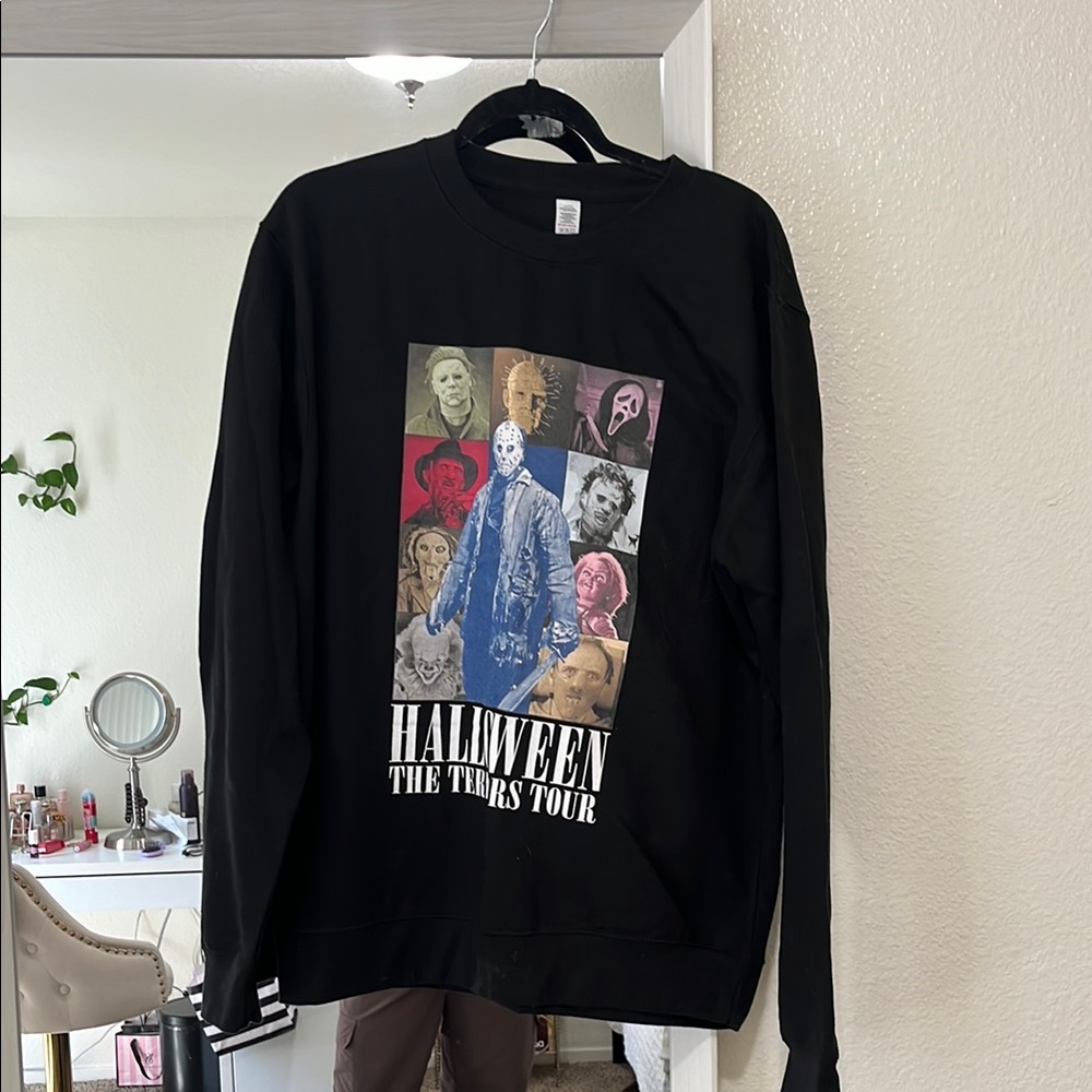 Black Halloween Graphic Sweatshirt